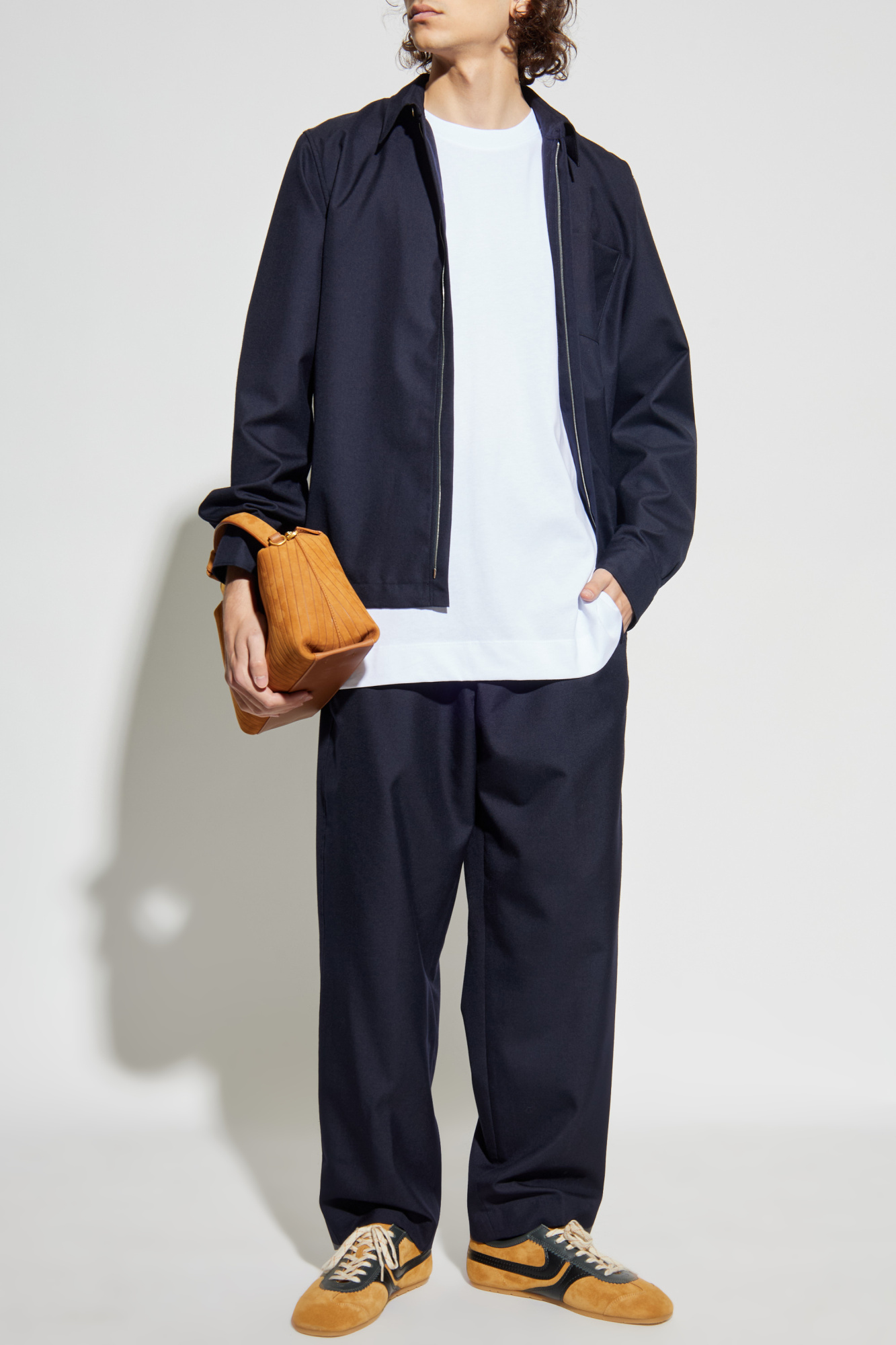 DRIES VAN NOTEN ロコフリントクルネックTシャツ 0211127602 001 22522262_52532860_1000.jpg